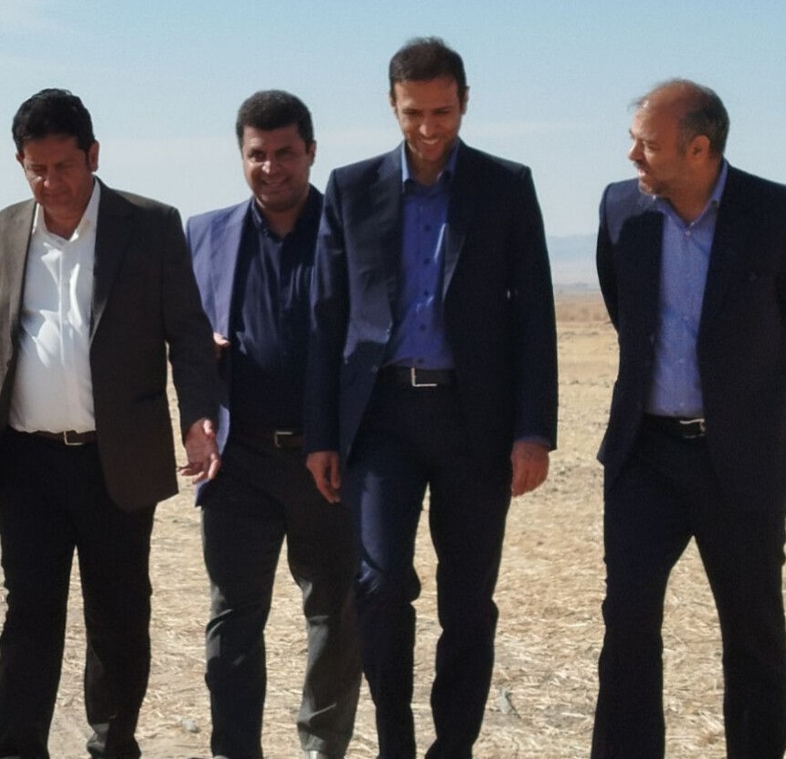 بازدید مدیرعامل گروه اقتصاد مردمی از پروژههای زعفرانی در فریمان