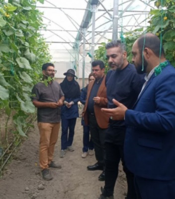 بازدید کرانه نیلگون افق از گلخانه بیتا ژن گستر جام در چناران